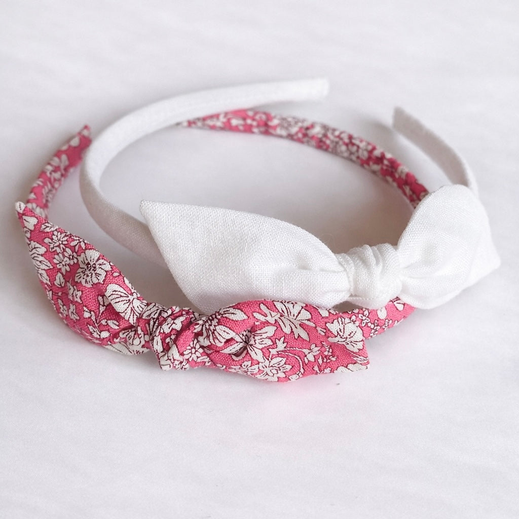 Set Combinado Cintillo Orejita de Oso - Blanco y Floreado fucsia