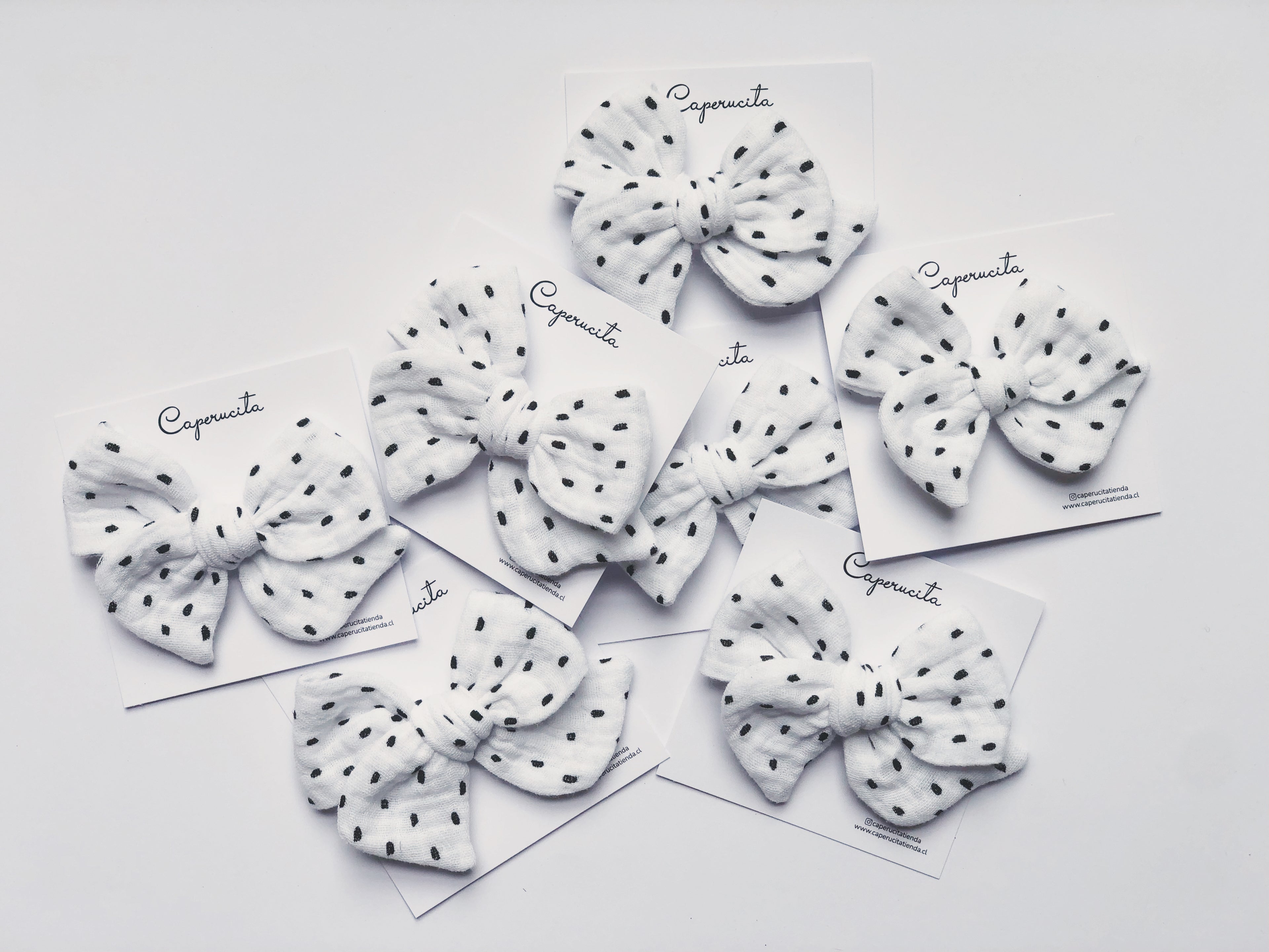 Tulipán mediana - Gasa Gris puntitos negros