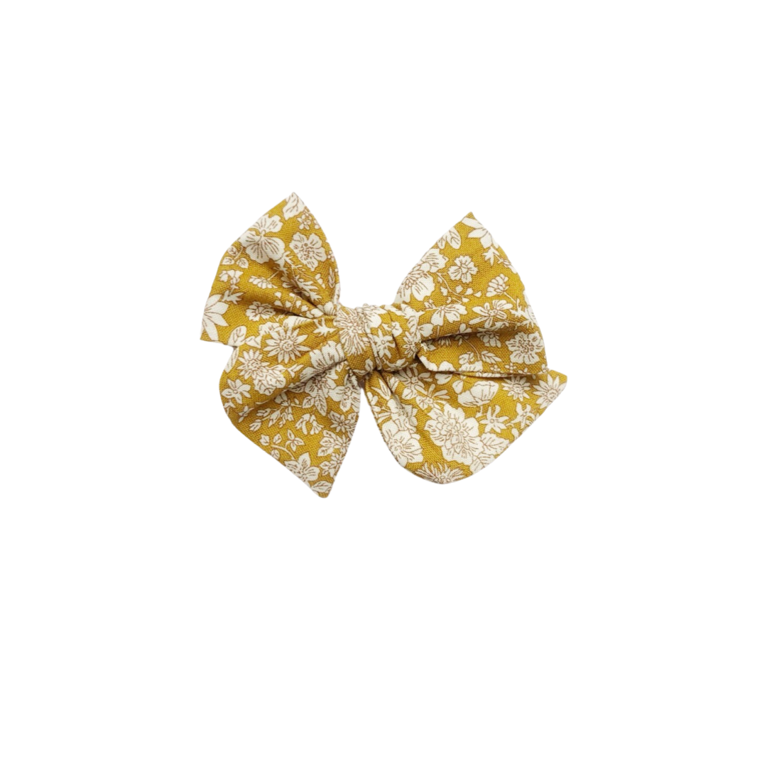 Tulipán grande - Mostaza flores blancas