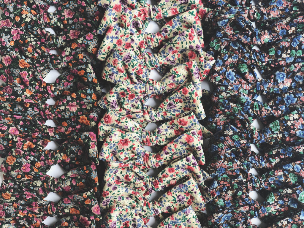 Margarita Grande cotelé negra rosas Vintage