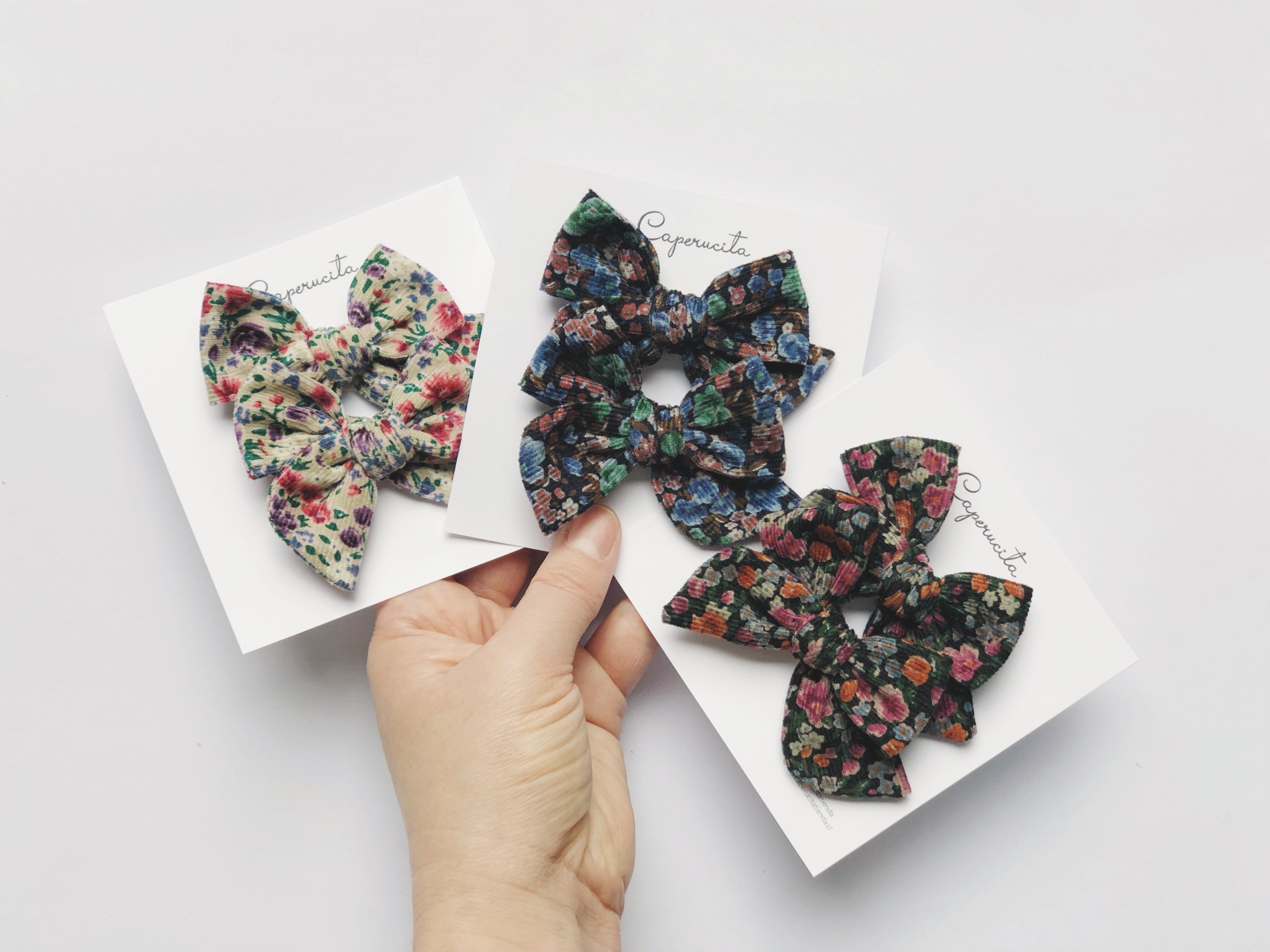 Margarita mediana cotelé azul flores Vintage