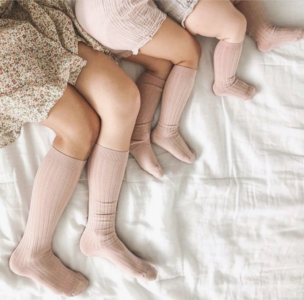 Calcetines Cóndor canalé altos - Rosa empolvado