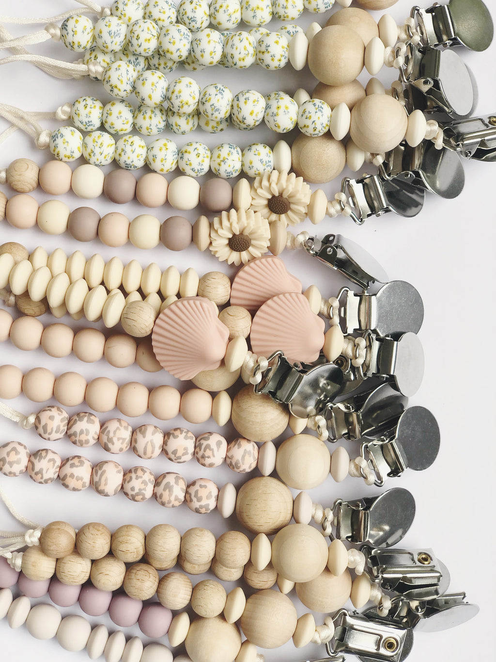 Porta chupete - Florcitas amarillas