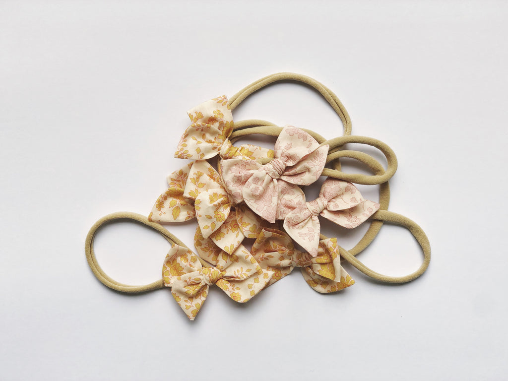 Cintillo Margarita chica - Flores mostaza