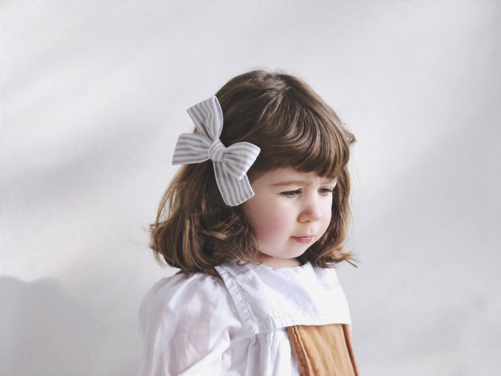 Margarita Grande - Rayas grises